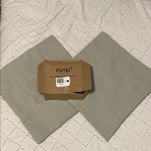 FUTEI Pale Seafoam Green Pillow Covers set of 2 new
